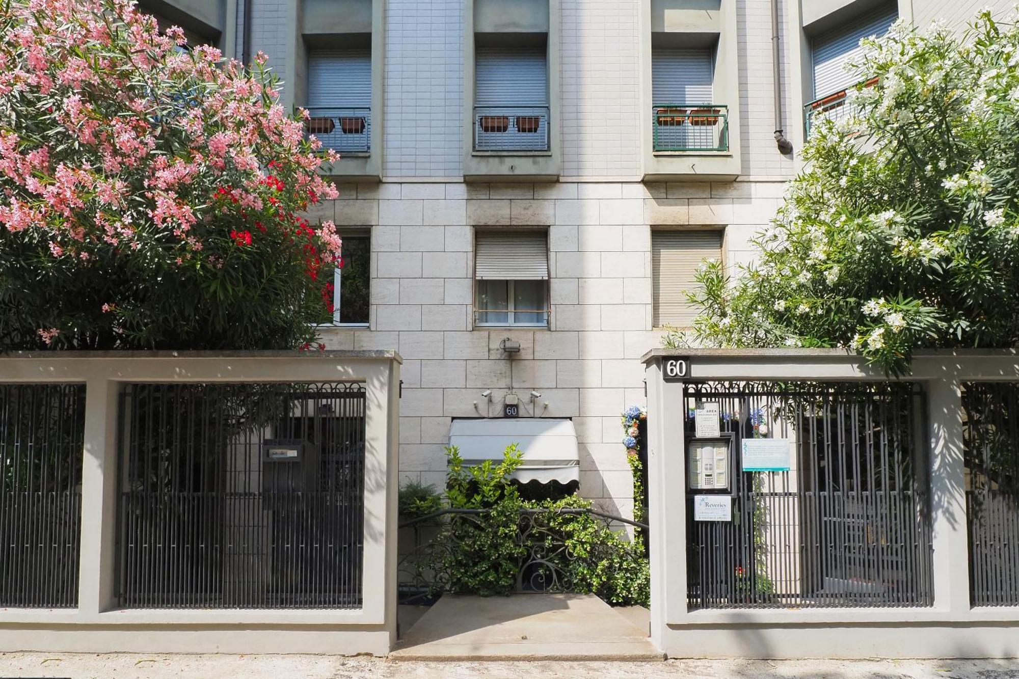 Elegant Moscova Apt มิลาน ภายนอก รูปภาพ